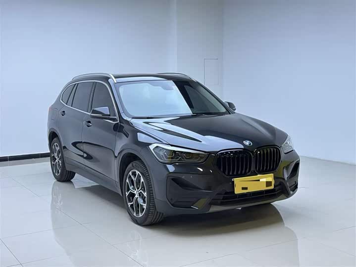 Фото 3 - BMW X1