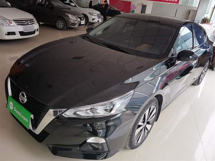 Фото 2 - Nissan Teana