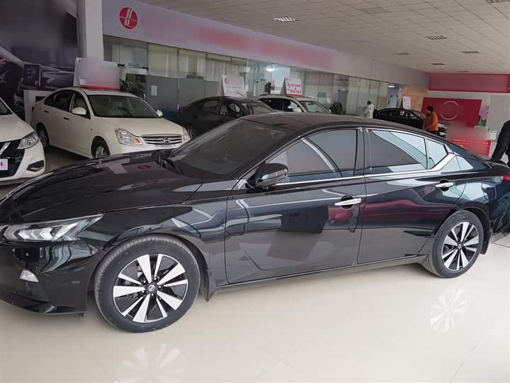 Фото 5 - Nissan Teana