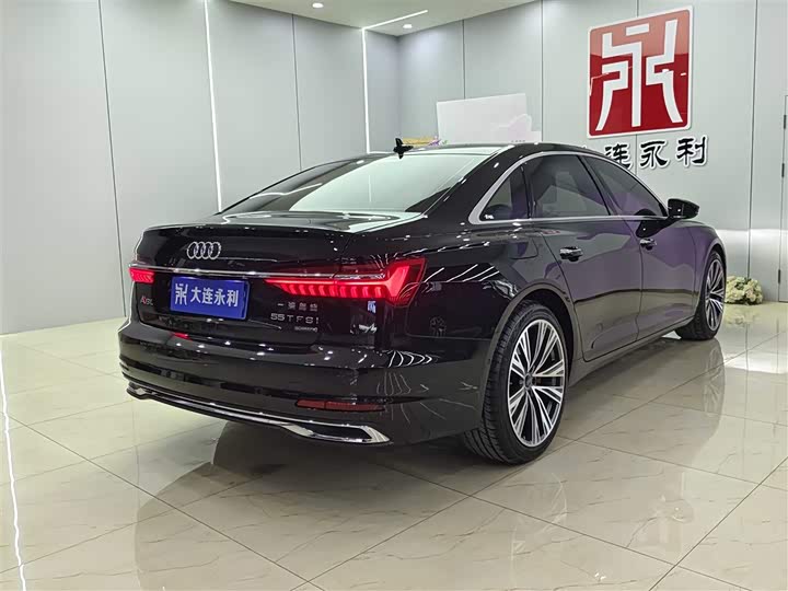 Фото 6 - Audi A6L