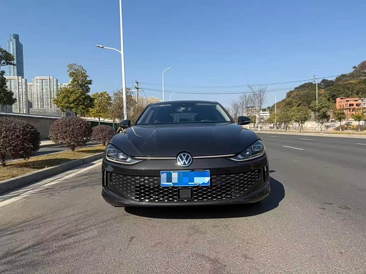 Фото 2 - Volkswagen Lamando L