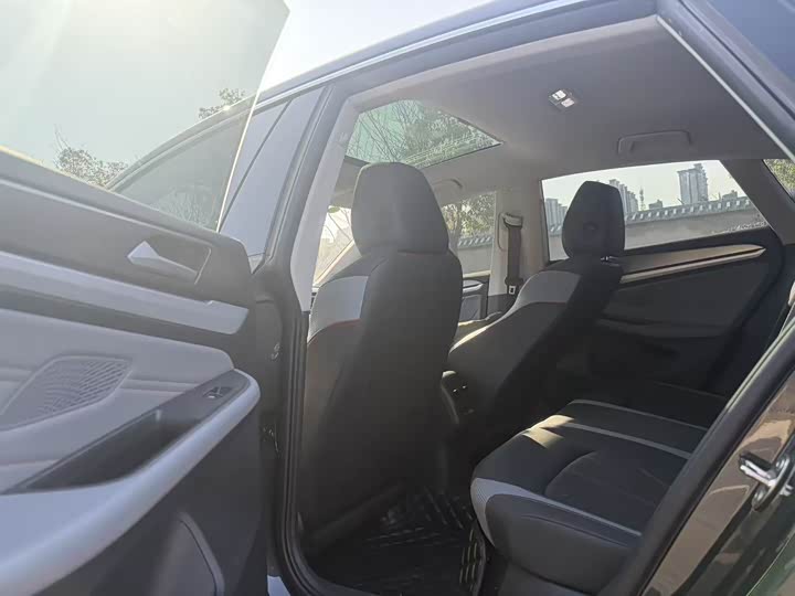 Фото 6 - Volkswagen Lamando L