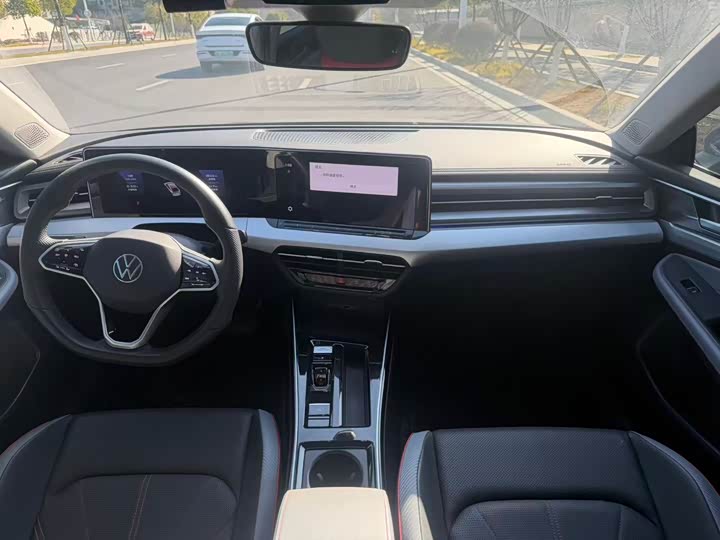 Фото 8 - Volkswagen Lamando L