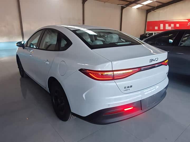 Фото 5 - BYD Seal 05 DM-i Hybrid