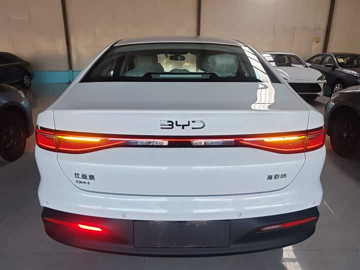 Фото 6 - BYD Seal 05 DM-i Hybrid