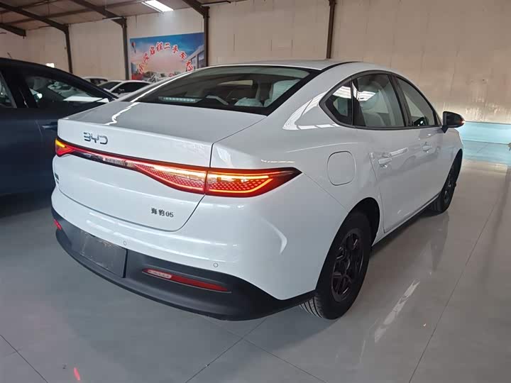 Фото 7 - BYD Seal 05 DM-i Hybrid