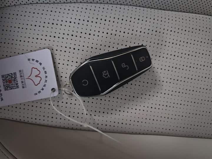 Фото 9 - BYD Seal 05 DM-i Hybrid