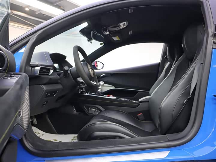 Фото 7 - Lotus Emira