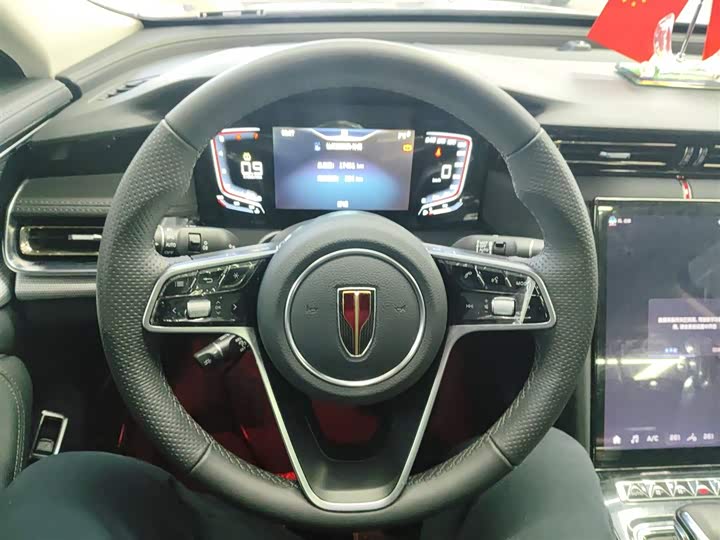 Фото 6 - Hongqi H5