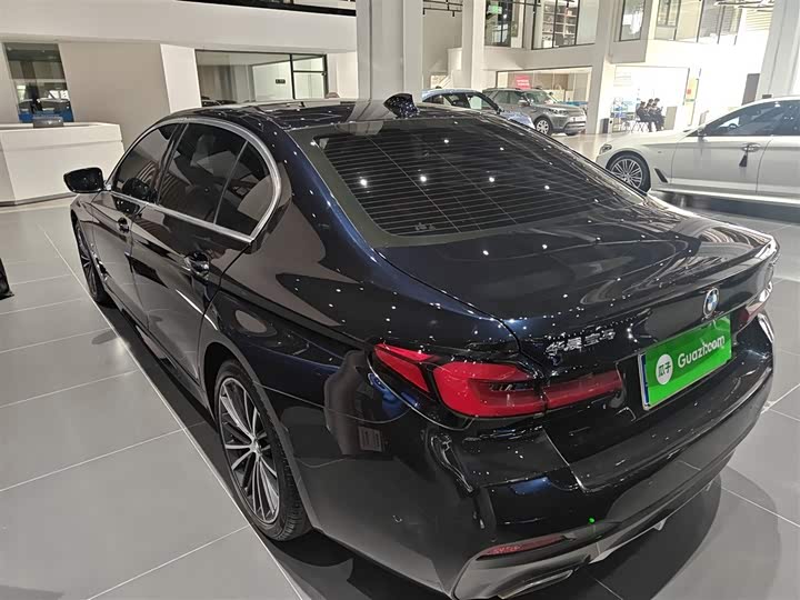 Фото 5 - BMW 5 Series