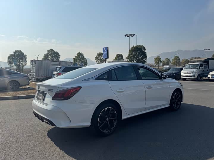 Фото 4 - MG Motor 5