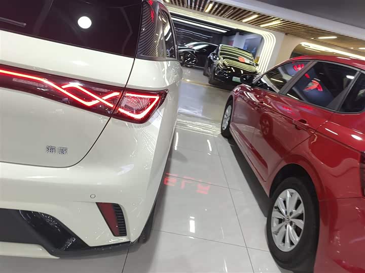 Фото 8 - BYD Dolphin