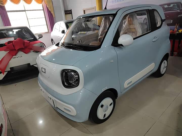 Фото 2 - Bestune Pony