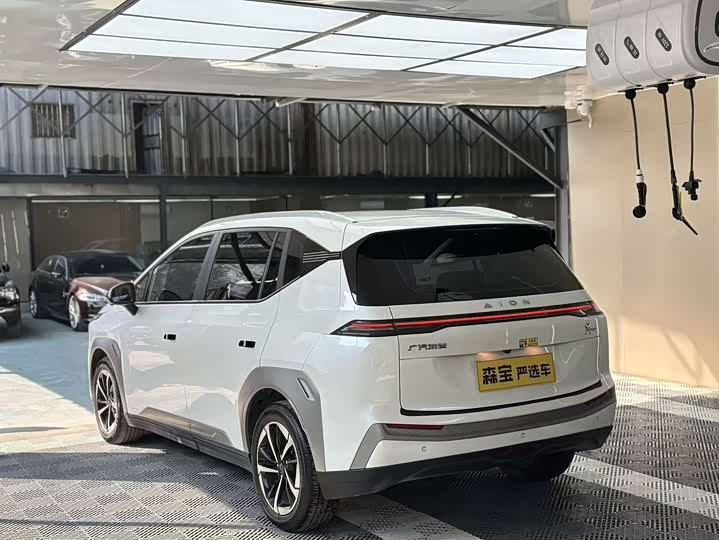 Фото 3 - GAC Aion Y