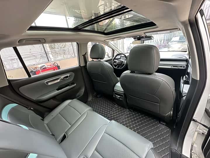 Фото 6 - GAC Aion Y