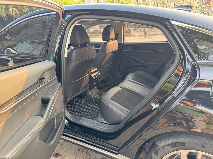 Фото 6 - Ford Mondeo