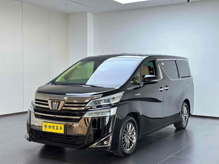 Фото 1 - Toyota Vellfire