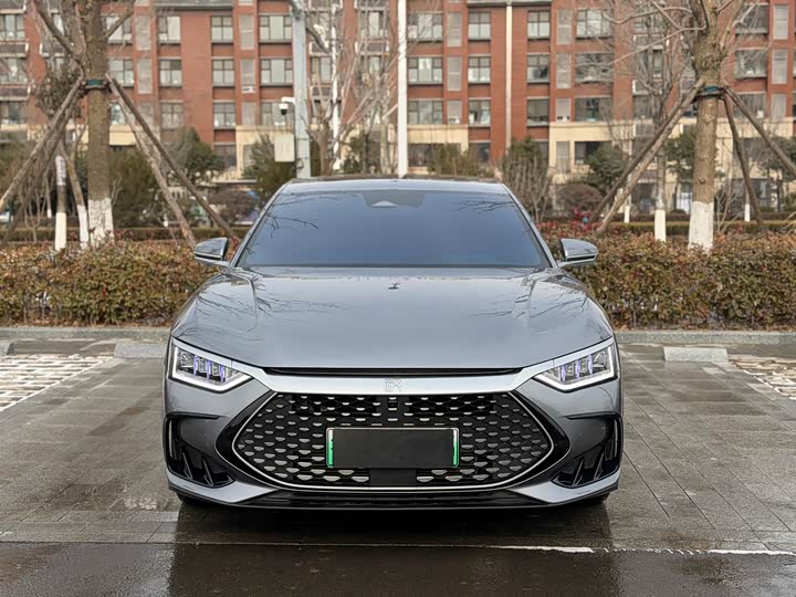 Фото 2 - BYD Han