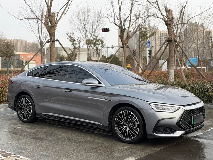 Фото 3 - BYD Han