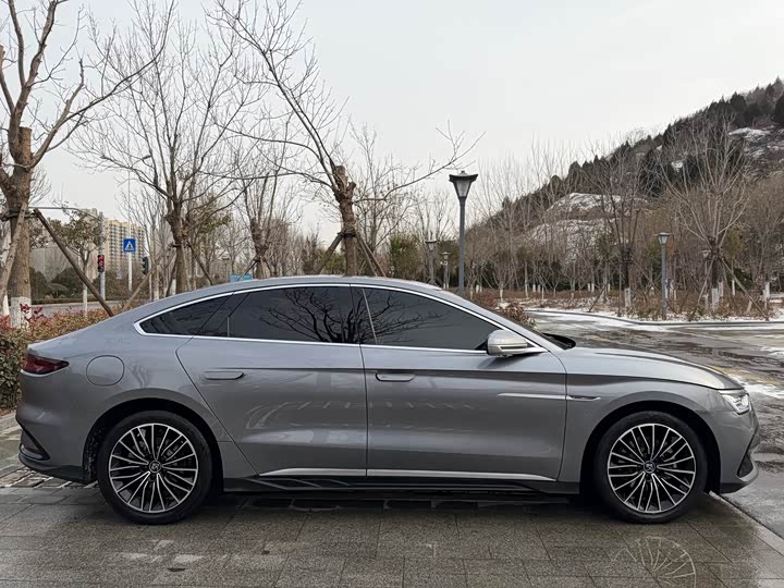 Фото 4 - BYD Han