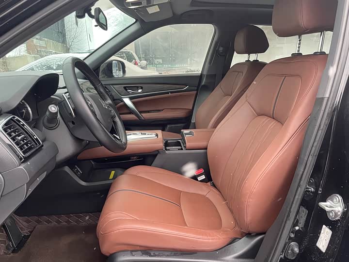 Фото 7 - Honda UR-V