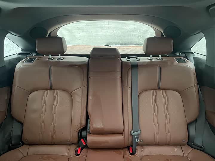 Фото 9 - Honda UR-V