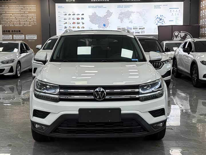 Фото 8 - Volkswagen Tharu