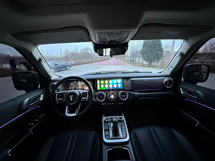 Фото 6 - Tank 300