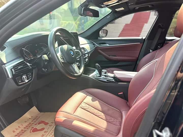 Фото 4 - BMW 5 Series