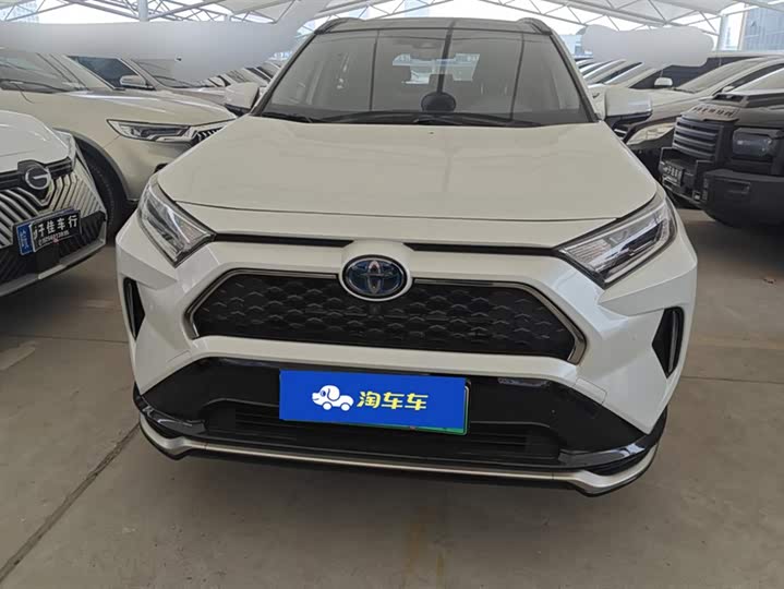 Фото 2 - Toyota RAV4 Hybrid