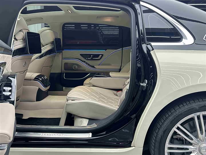 Фото 7 - Mercedes-Benz Maybach S-Class