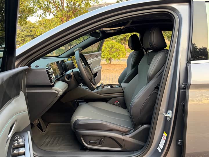 Фото 5 - BYD Qin L