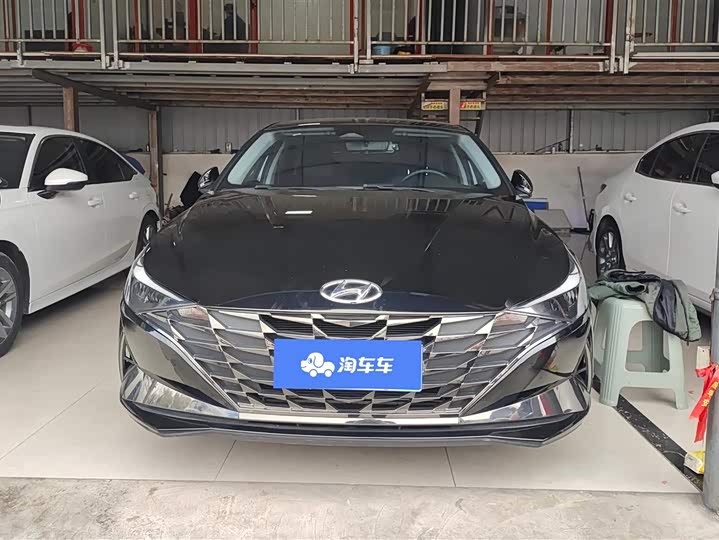 Фото 2 - Hyundai Elantra N line