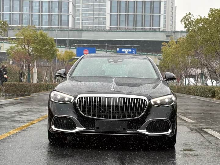 Фото 2 - Mercedes-Benz Maybach S-Class