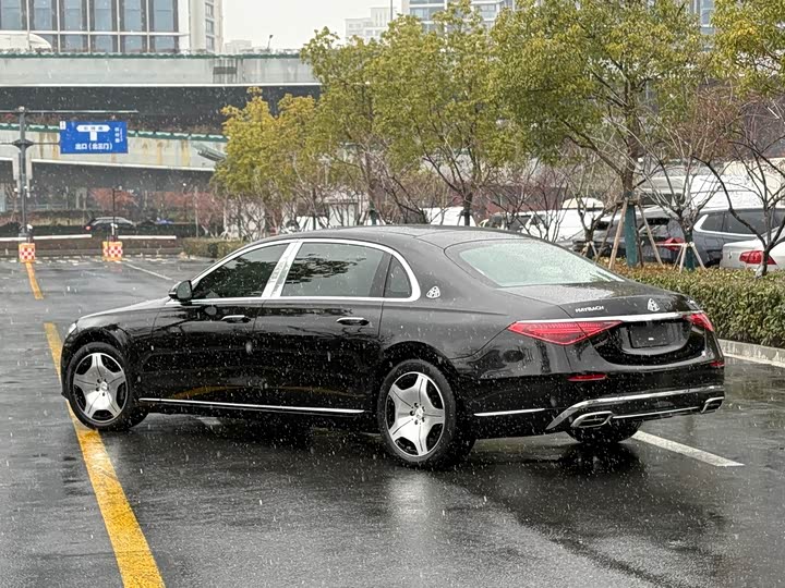 Фото 7 - Mercedes-Benz Maybach S-Class