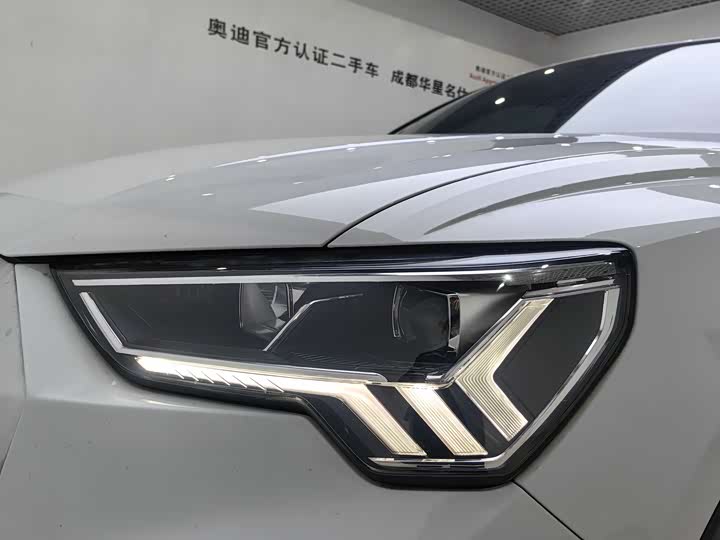 Фото 6 - Audi Q3