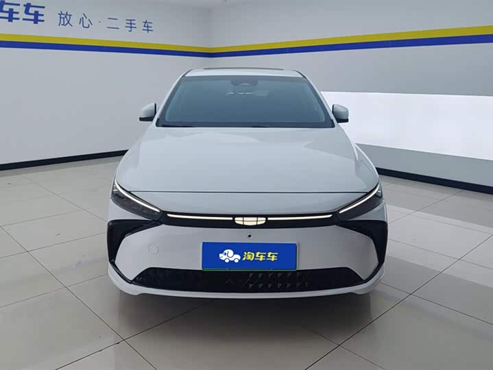 Фото 2 - Geely Geometry G6