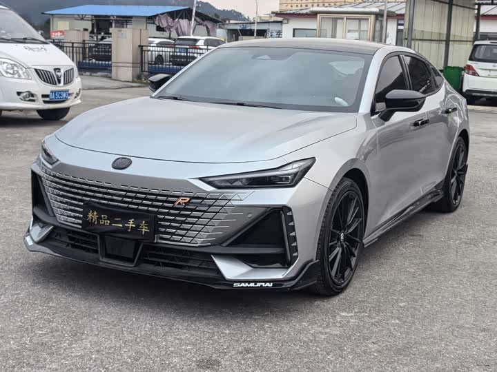 Фото 2 - Changan UNI-V