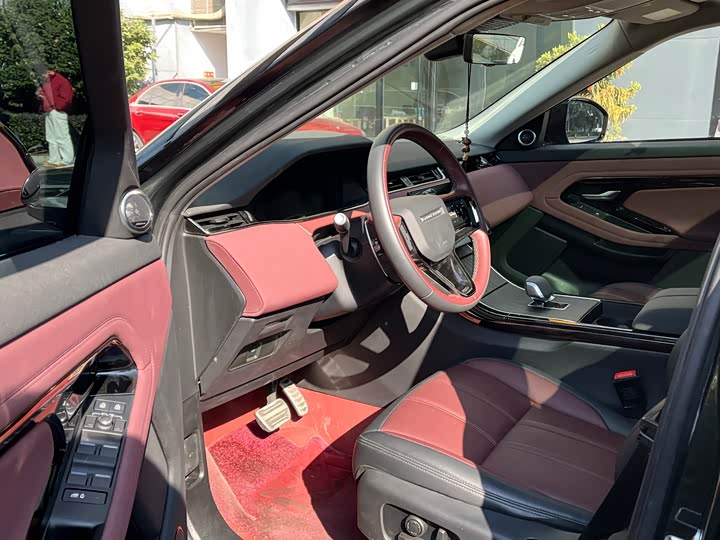 Фото 9 - Land Rover Range Rover Evoque L