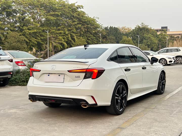 Фото 4 - Honda Integra