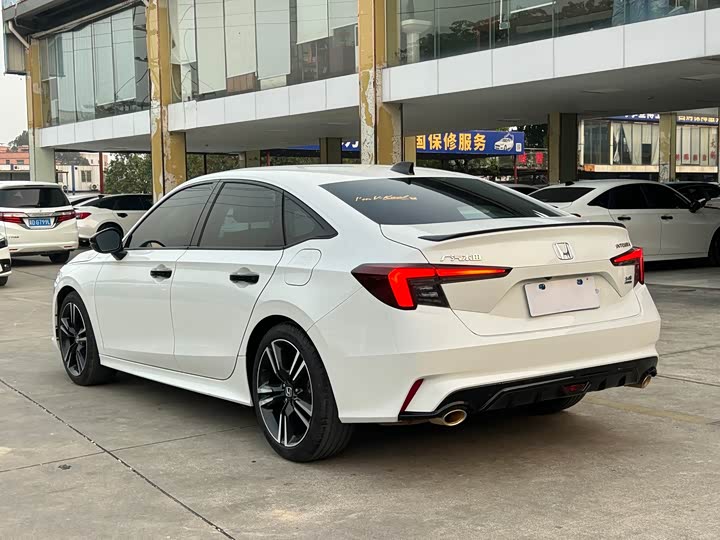 Фото 6 - Honda Integra