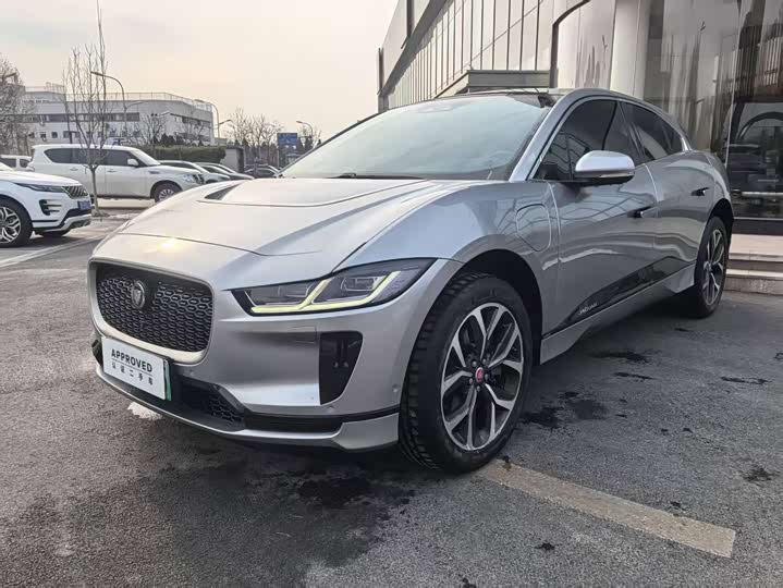 Фото 1 - Jaguar I-Pace