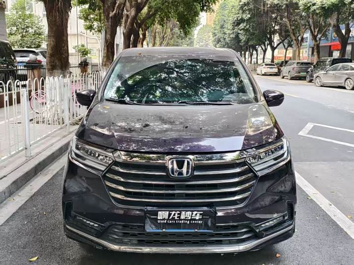 Фото 2 - Honda Odyssey