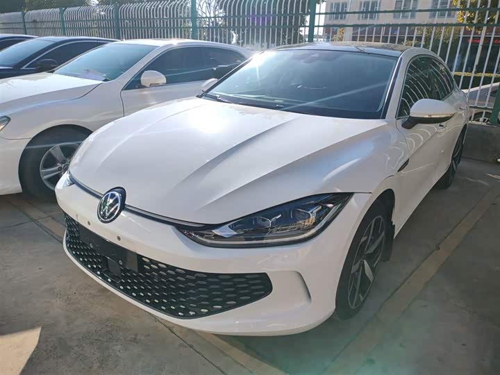 Фото 2 - Volkswagen Lamando L