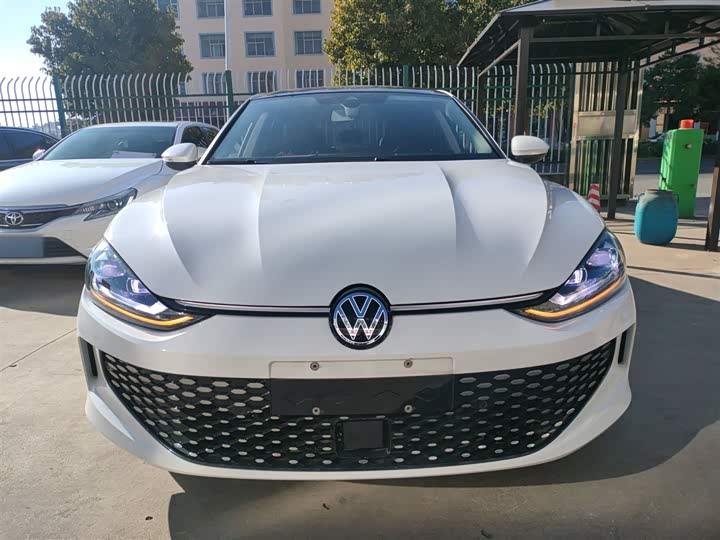 Фото 3 - Volkswagen Lamando L