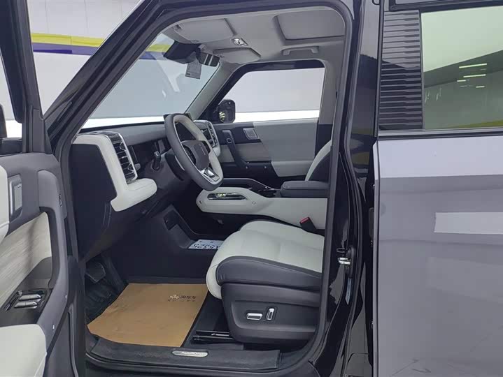 Фото 9 - Chery iCar 03