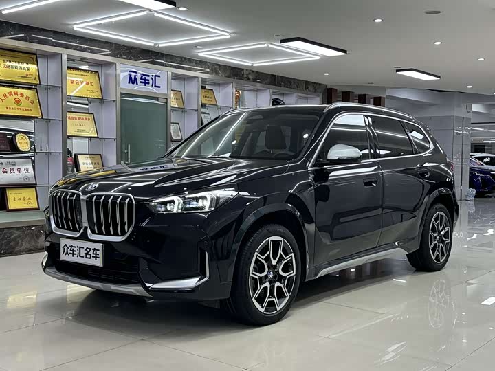 Фото 1 - BMW X1