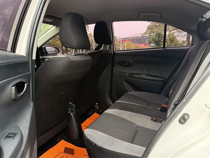 Фото 9 - Toyota Vios