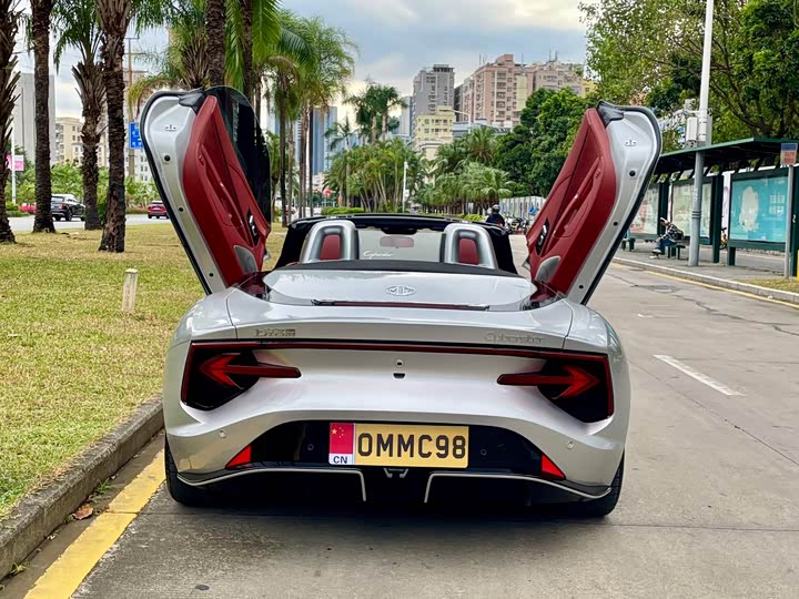 Фото 5 - MG Motor Cyberster