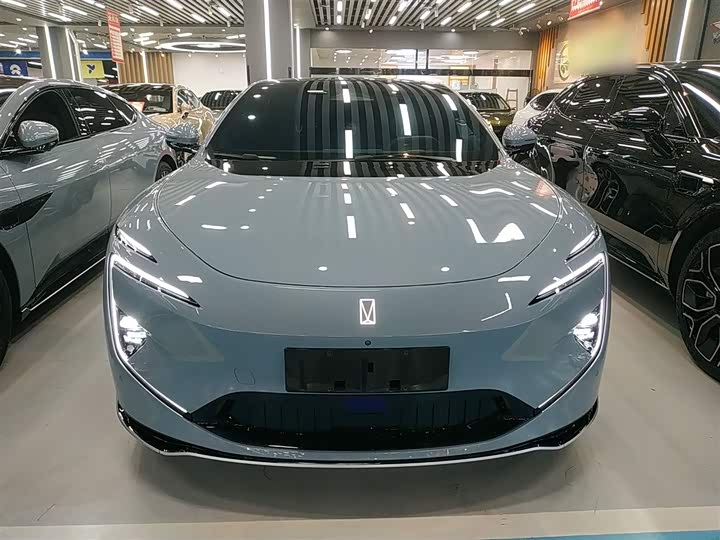 Фото 3 - Avatr 12